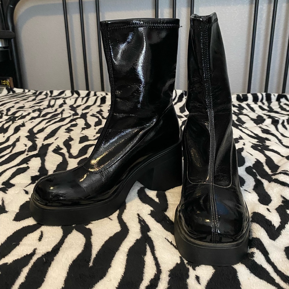 Black ankle Boots